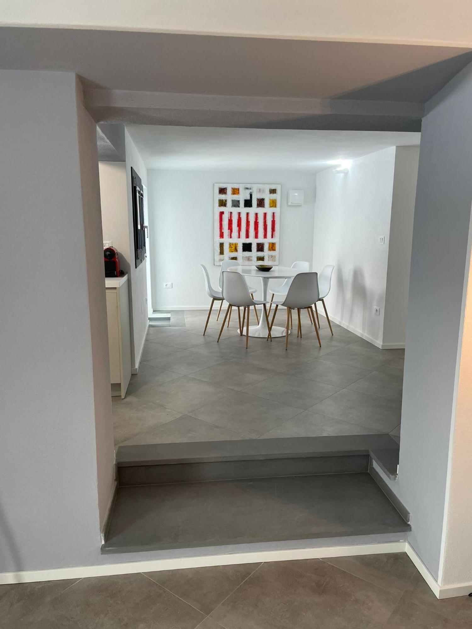 Elisa Apartments B - In Front Of The Walls Of Λούκα Εξωτερικό φωτογραφία